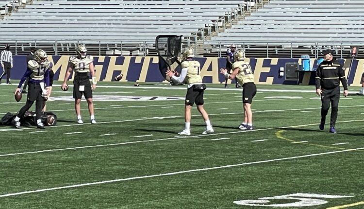 UW Roster Review, No. 2-99: Martineau competes for minutes against long chances of winning

