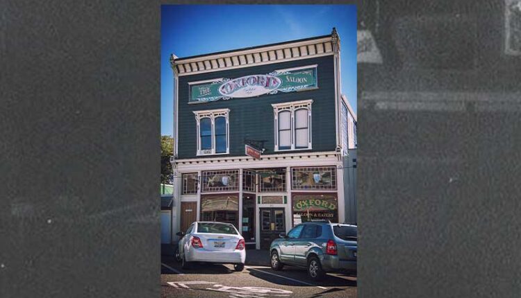 The Haunting of The Oxford Saloon – Everett Post