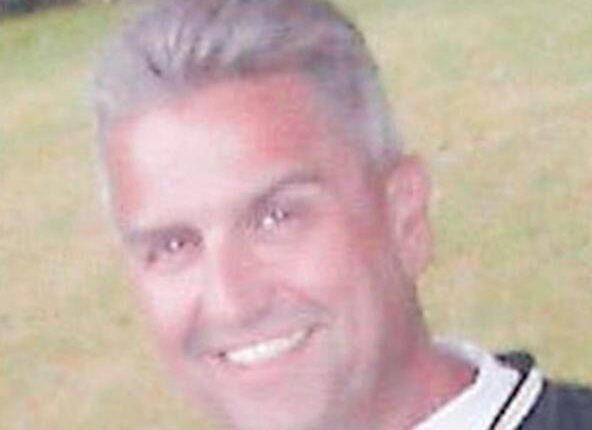   Dixon Esary, 1956-2021 |  Obituaries

