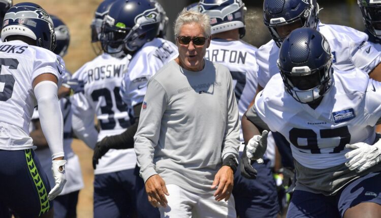 2021 Seattle Seahawks Training Camp Day 6: A look inside