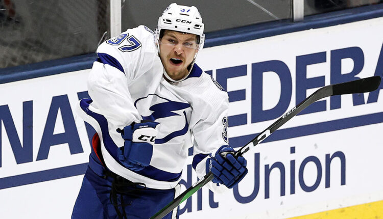 Seattle Kraken Yanni Gourde...