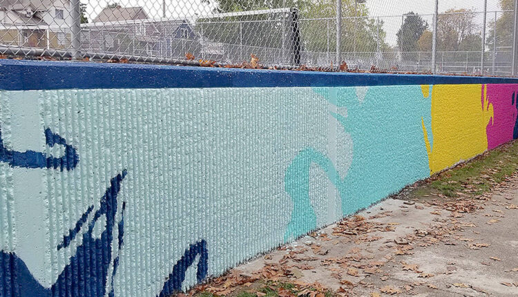 Neighbors brighten Clark Park wall in Everett
