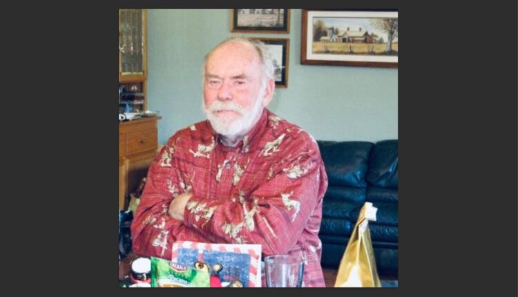 In fond memory of Arthur Eugene "Gene" Ellis

