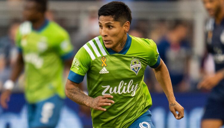 Report: Seattle star Raul Ruidiaz being pursued by Liga MX's Cruz Azul
