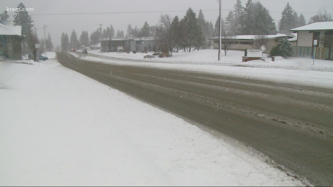 Spokane Public Works preparing for snow, possible new potholes